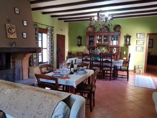 Вилла Vivienda Rural Casa Sofia Убрике Экстерьер фото